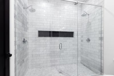 Minimalist Shower System
